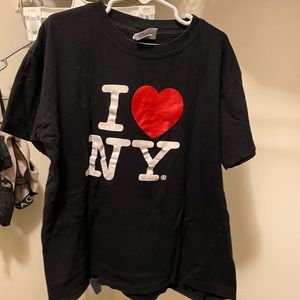 plain new york tee